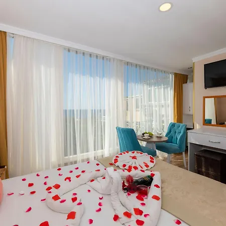 Harmony & 4* Istanbul