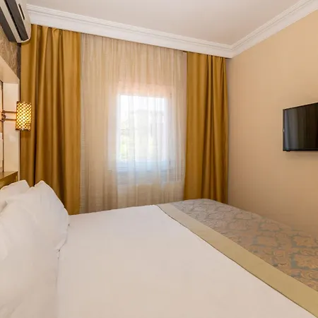 Harmony & Hotel