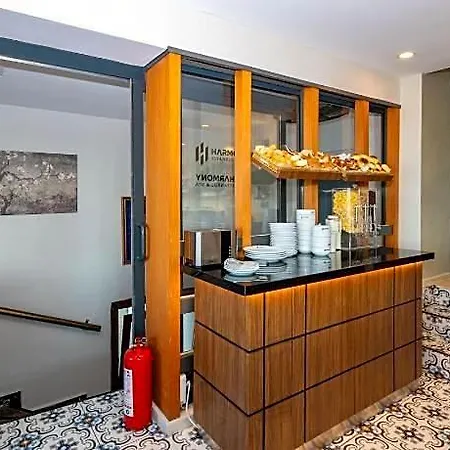 Hotel Harmony & Istanbul